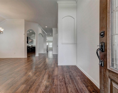 1511 Evermore Manor Lane - Photo Thumbnail 1