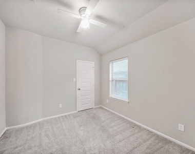 10711 Ashlesha Lane - Photo Thumbnail 15