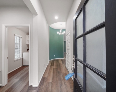 10711 Ashlesha Lane - Photo Thumbnail 1