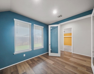 10711 Ashlesha Lane - Photo Thumbnail 19