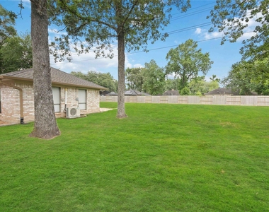19302 Forest Fern Court - Photo Thumbnail 24