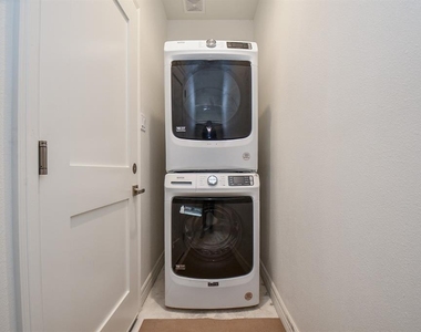 5262 Ella Boulevard - Photo Thumbnail 16