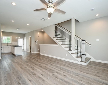 5262 Ella Boulevard - Photo Thumbnail 3