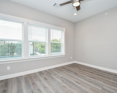 5262 Ella Boulevard - Photo Thumbnail 27