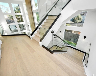 2232 Swift Boulevard - Photo Thumbnail 16