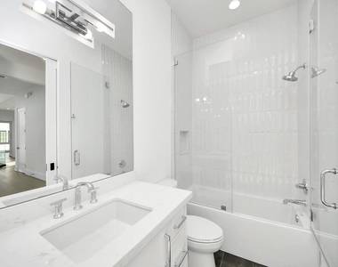 2232 Swift Boulevard - Photo Thumbnail 22