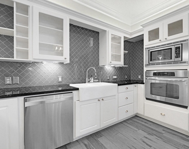 5323 Nolda Street - Photo Thumbnail 7
