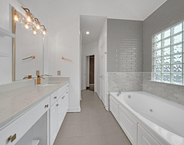 5323 Nolda Street - Photo Thumbnail 10
