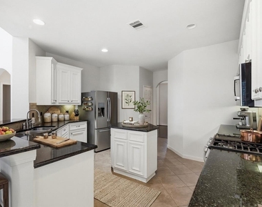 26227 Bright Dawn Court - Photo Thumbnail 7