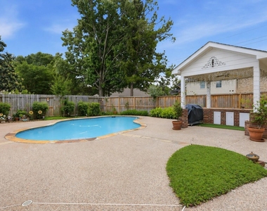26227 Bright Dawn Court - Photo Thumbnail 23