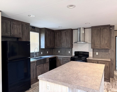 25 County Road 3893 W - Photo Thumbnail 8