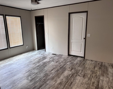25 County Road 3893 W - Photo Thumbnail 9