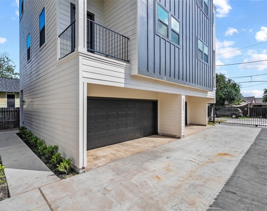 4209 Allston Street - Photo Thumbnail 4
