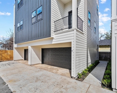 4209 Allston Street - Photo Thumbnail 3