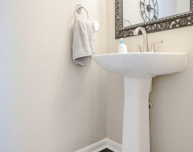 9200 Westheimer Road - Photo Thumbnail 32