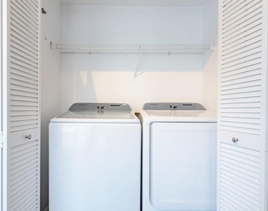 9200 Westheimer Road - Photo Thumbnail 15