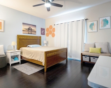 9200 Westheimer Road - Photo Thumbnail 21