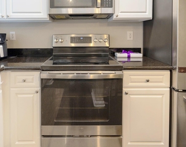 9200 Westheimer Road - Photo Thumbnail 9