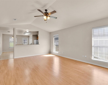 115 Bolero Way - Photo Thumbnail 4