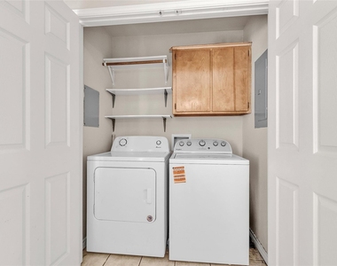 115 Bolero Way - Photo Thumbnail 8