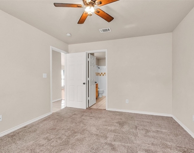 115 Bolero Way - Photo Thumbnail 10