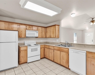 115 Bolero Way - Photo Thumbnail 6
