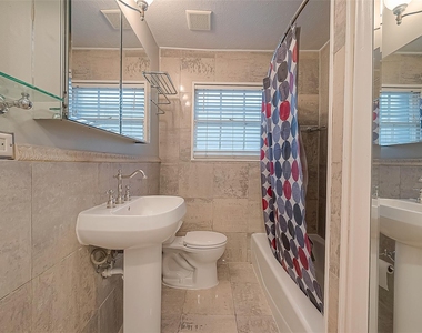 306 Graceland Street - Photo Thumbnail 22
