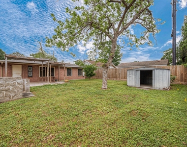 306 Graceland Street - Photo Thumbnail 29