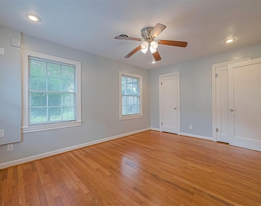 306 Graceland Street - Photo Thumbnail 21