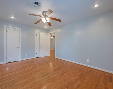 306 Graceland Street - Photo Thumbnail 20
