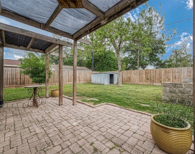 306 Graceland Street - Photo Thumbnail 27
