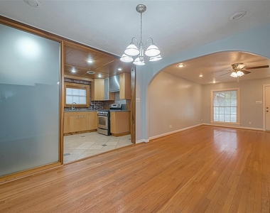 306 Graceland Street - Photo Thumbnail 12