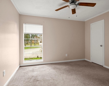 706 Shenandoah Drive - Photo Thumbnail 35