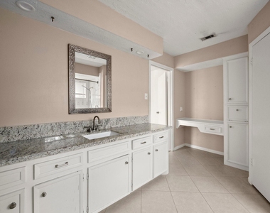 706 Shenandoah Drive - Photo Thumbnail 31