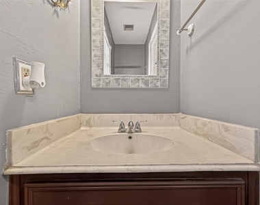 11331 Oakcenter Drive - Photo Thumbnail 16