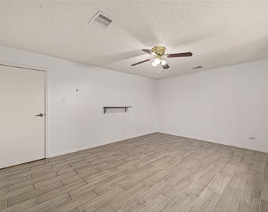 11331 Oakcenter Drive - Photo Thumbnail 24