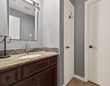 11331 Oakcenter Drive - Photo Thumbnail 21
