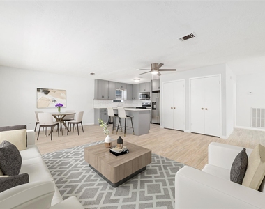 10522 Northview Drive - Photo Thumbnail 11