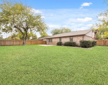 10522 Northview Drive - Photo Thumbnail 35