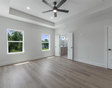 9311 Jutland Road - Photo Thumbnail 11