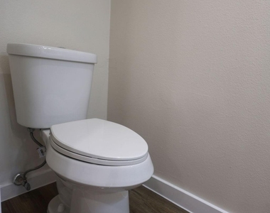 708 Staitti Street - Photo Thumbnail 7