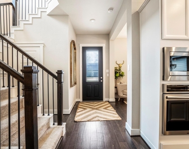 222 Thistle Drive - Photo Thumbnail 5