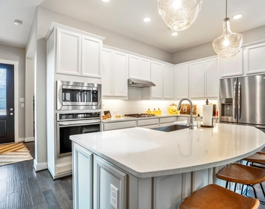 222 Thistle Drive - Photo Thumbnail 15