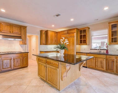 17323 Jackson Pines Drive - Photo Thumbnail 10