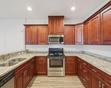 634 Magnolia Bend Bend - Photo Thumbnail 1