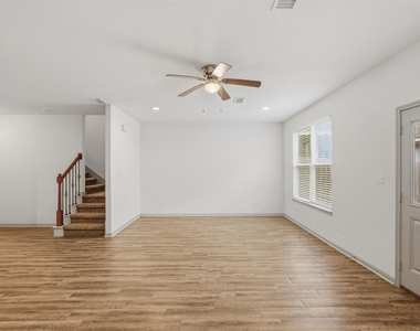 634 Magnolia Bend Bend - Photo Thumbnail 13