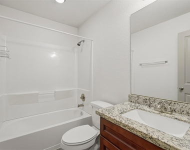 634 Magnolia Bend Bend - Photo Thumbnail 11
