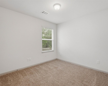 634 Magnolia Bend Bend - Photo Thumbnail 10