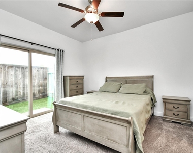 11012 Mikula Drive - Photo Thumbnail 29