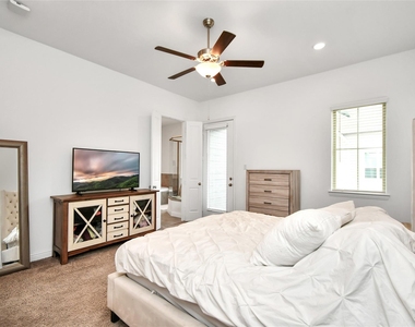 11012 Mikula Drive - Photo Thumbnail 47